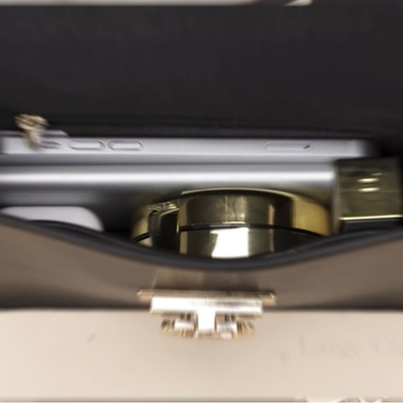 Black crossbody / Fanny pack - Picture 7 of 7